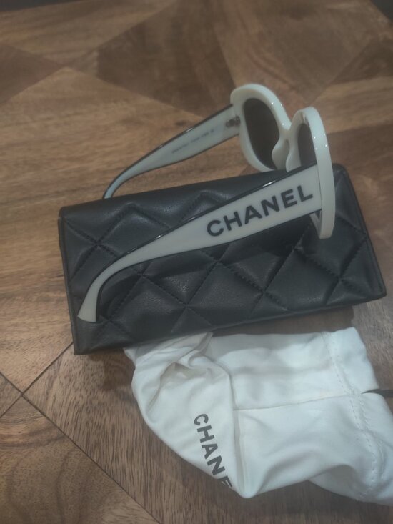 CHANEL sunglasses New